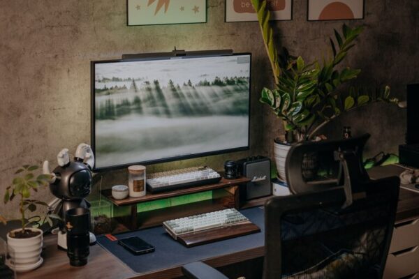 Tips for Creating a Cozy and Inviting Home Office Space