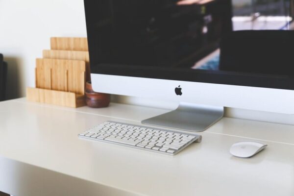 Simple Tips for Organizing Your Workspace to Boost Productivity